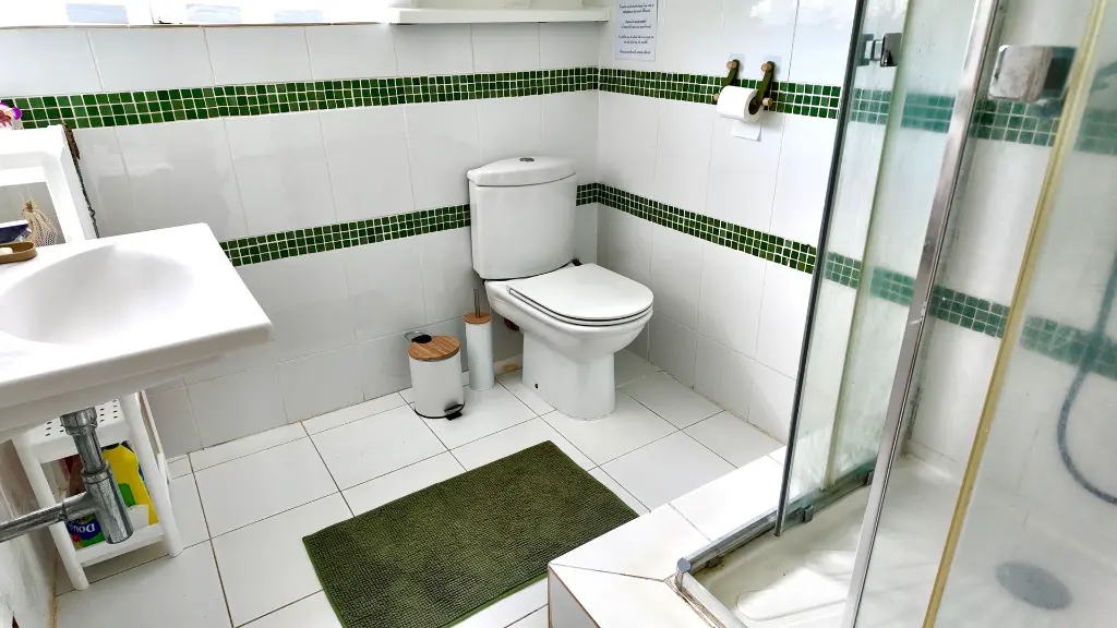 salle de bain privative fille .webp